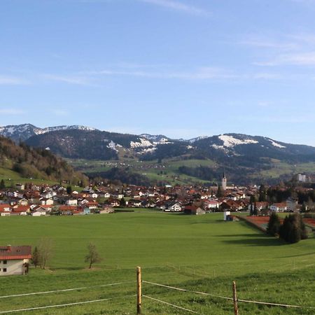 Exklusive Fewo Herrmann Im "Haus Hochgratblick" Oberstaufen Exterior photo
